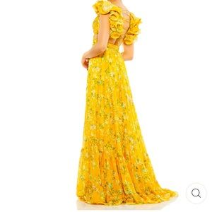 Gorgeous Mac Duggal floral dress with the famous ruffled tiered design.